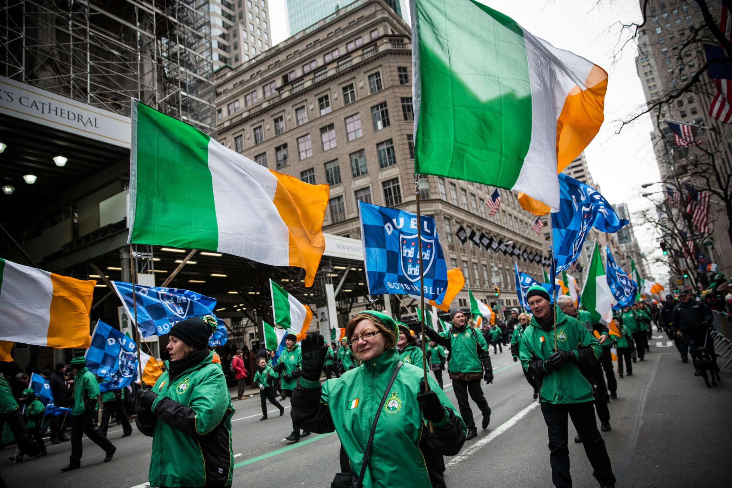 Организации ирландии. День Святого Патрика -St. Patrick's Day.. Saint Patrick s Day парад. День Святого Патрика в Ирландии. День Святого Патрика парад в Ирландии.